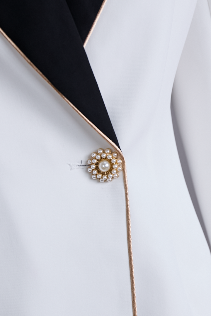 Blazer detail - Elma Boutique