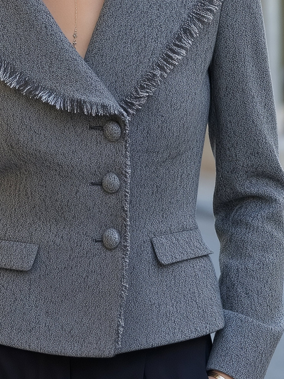 Blazer detail - Elma Boutique