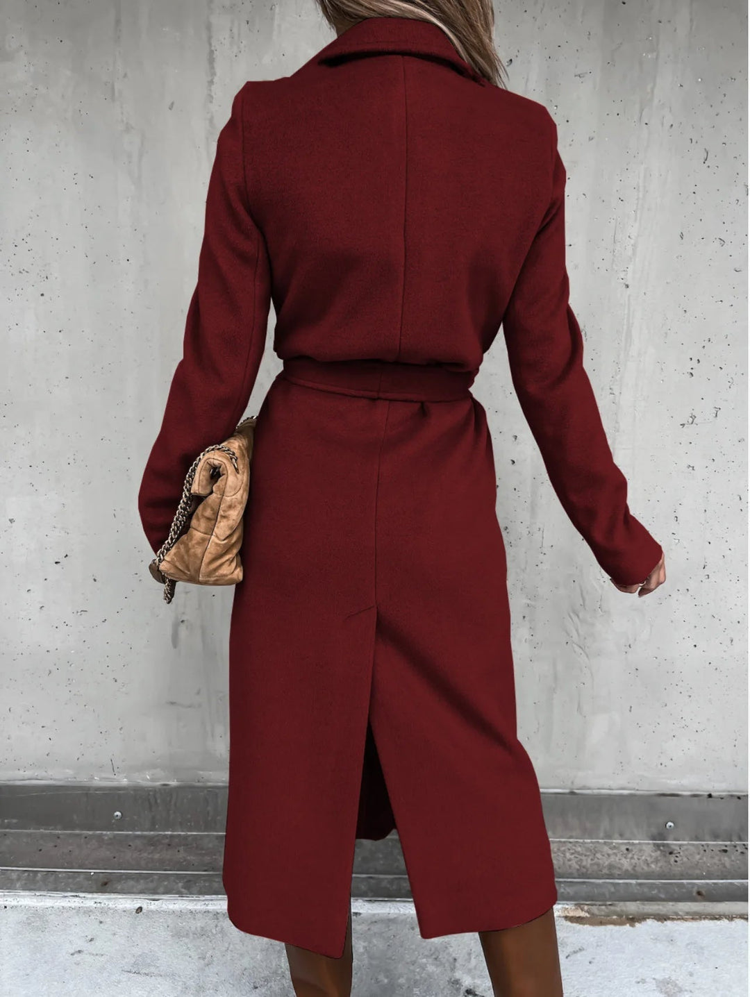 Coat detail - Elma Boutique