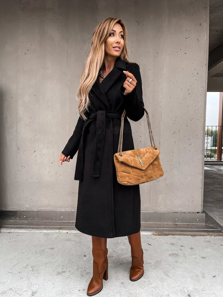 Black coat - Elma Boutique