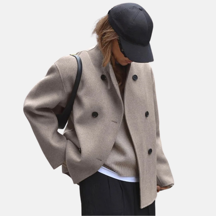 Coat detail - Elma Boutique