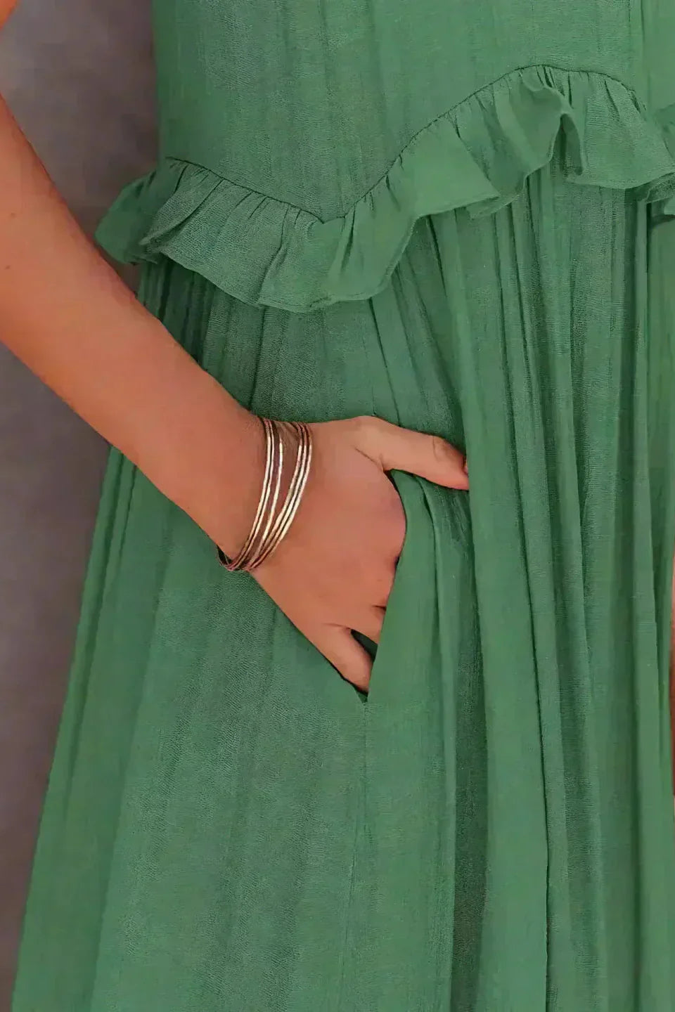 Elegant Sleeveless Dress with Ruffles detail view