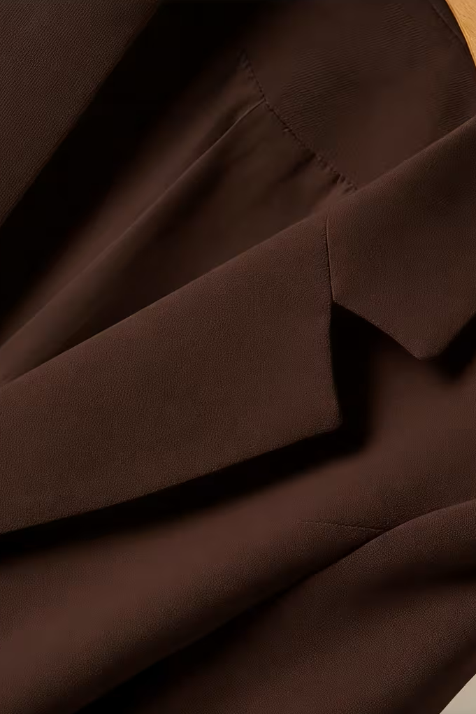 Slim Fit Blazer with Shoulder Pads and Cinched Waist for Office Women