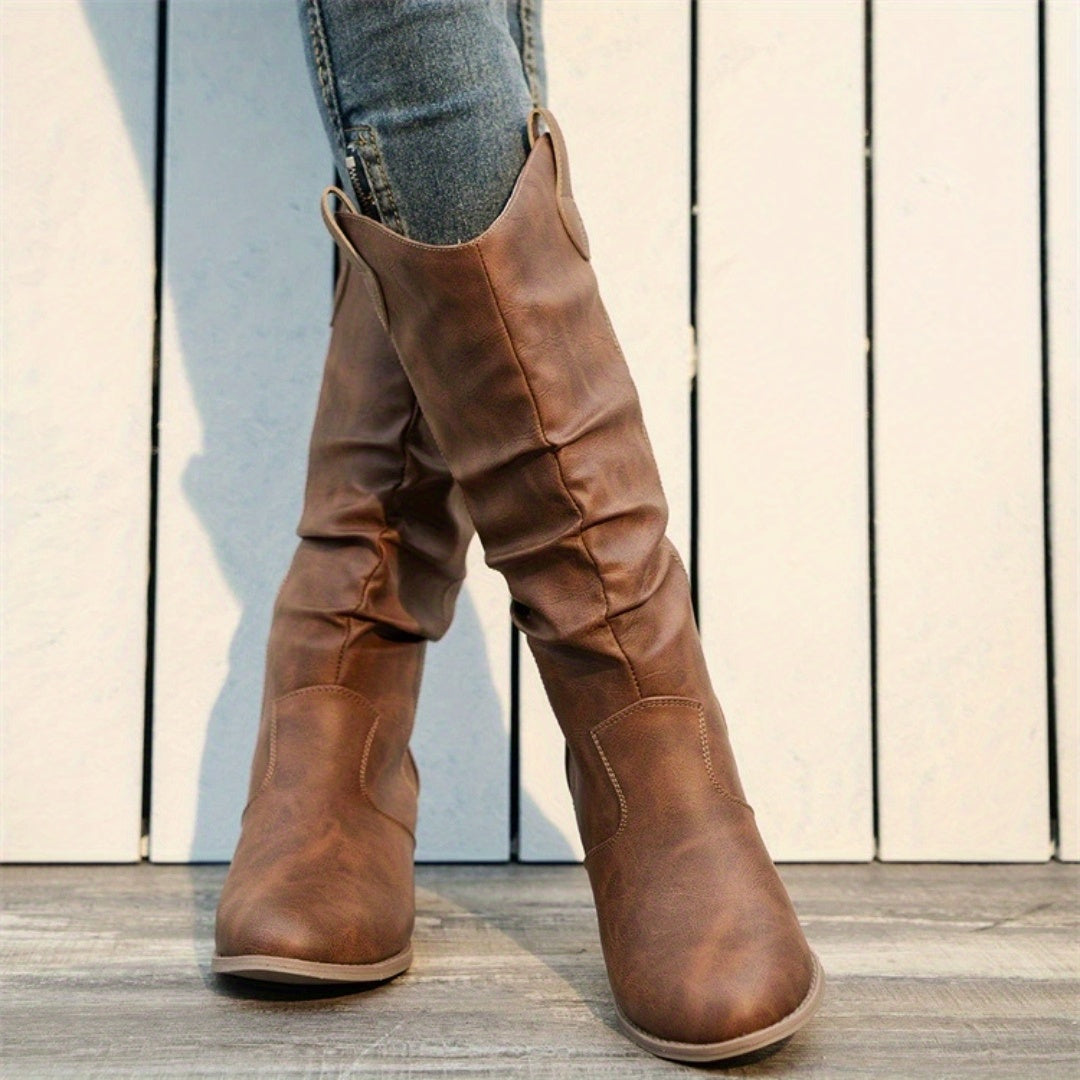Boots detail - Elma Boutique