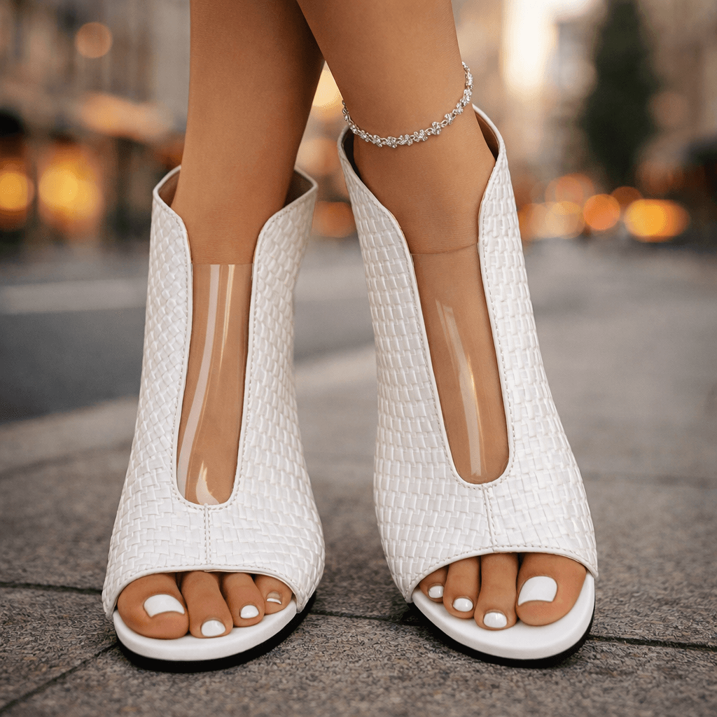 Sandals detail - Elma Boutique