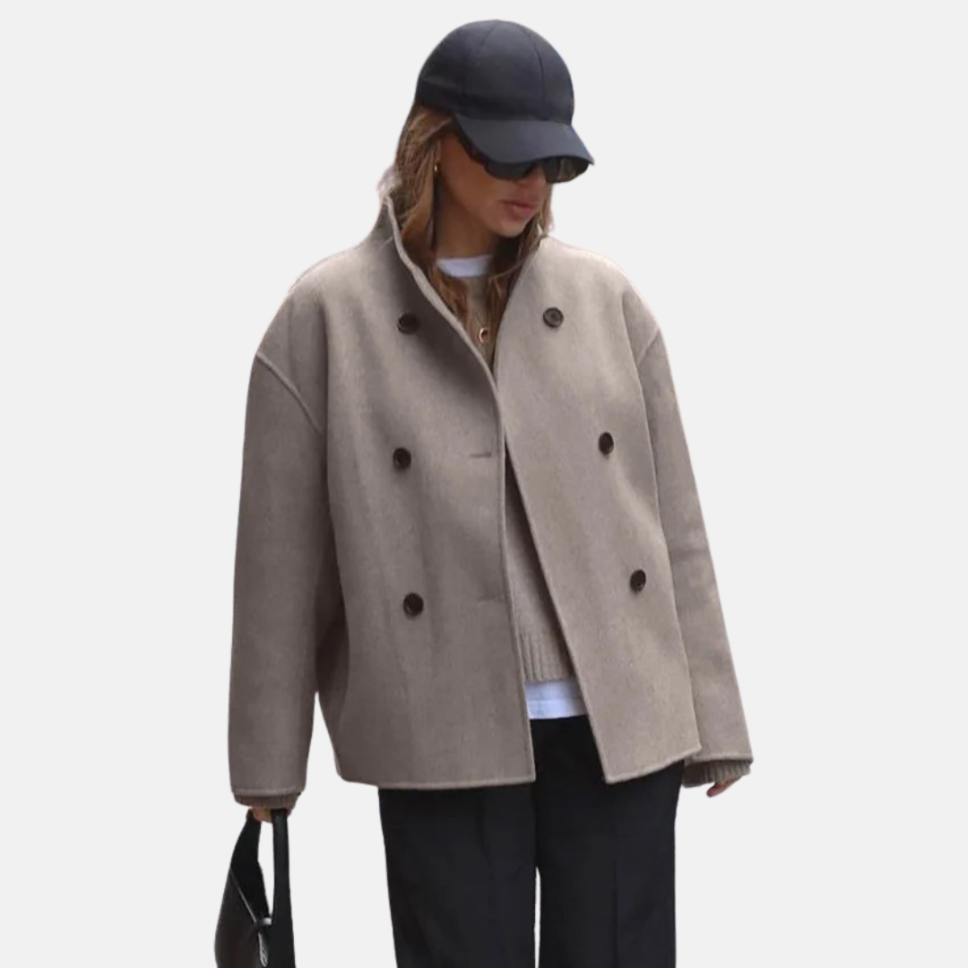 Coat detail - Elma Boutique