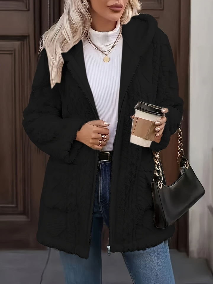 Coat detail - Elma Boutique