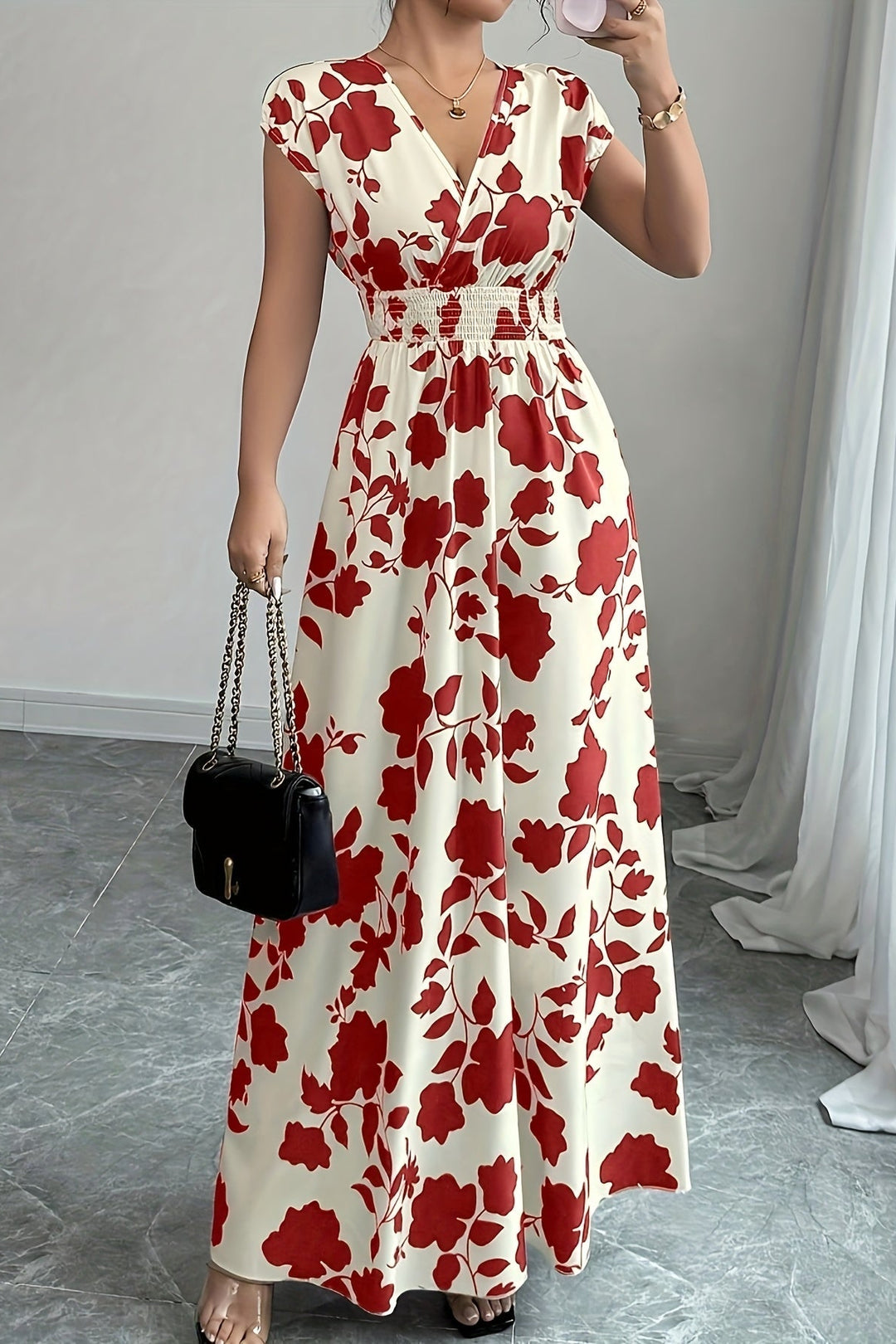 Cinched Waist Floral Maxi Dress with V Neck and Short Sleeves