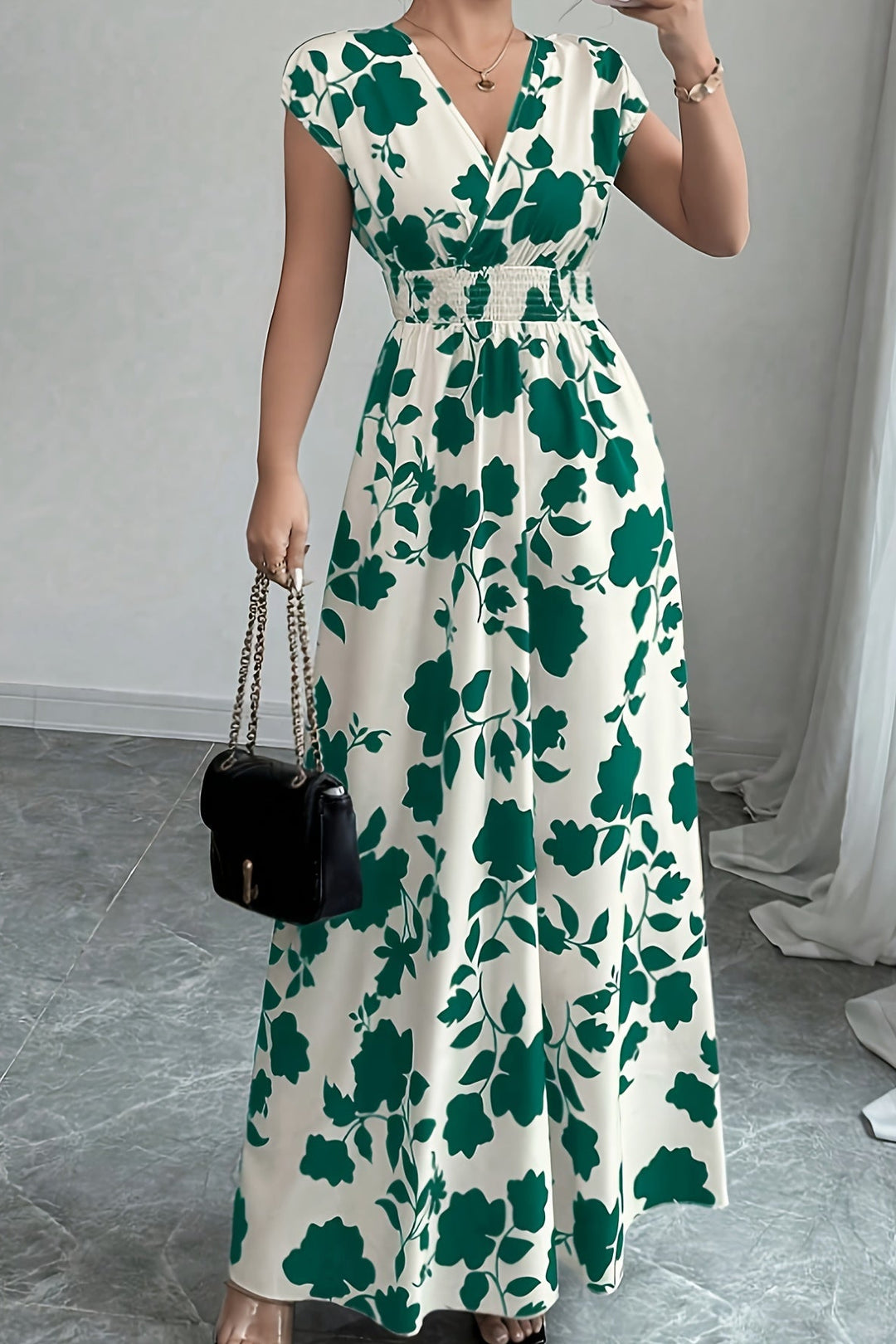 Cinched Waist Floral Maxi Dress with V Neck and Short Sleeves