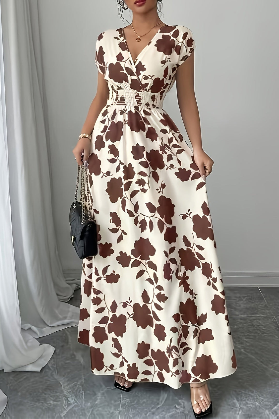 Leaf Print Maxi Dress with V Neck and Flared Skirt for Summer