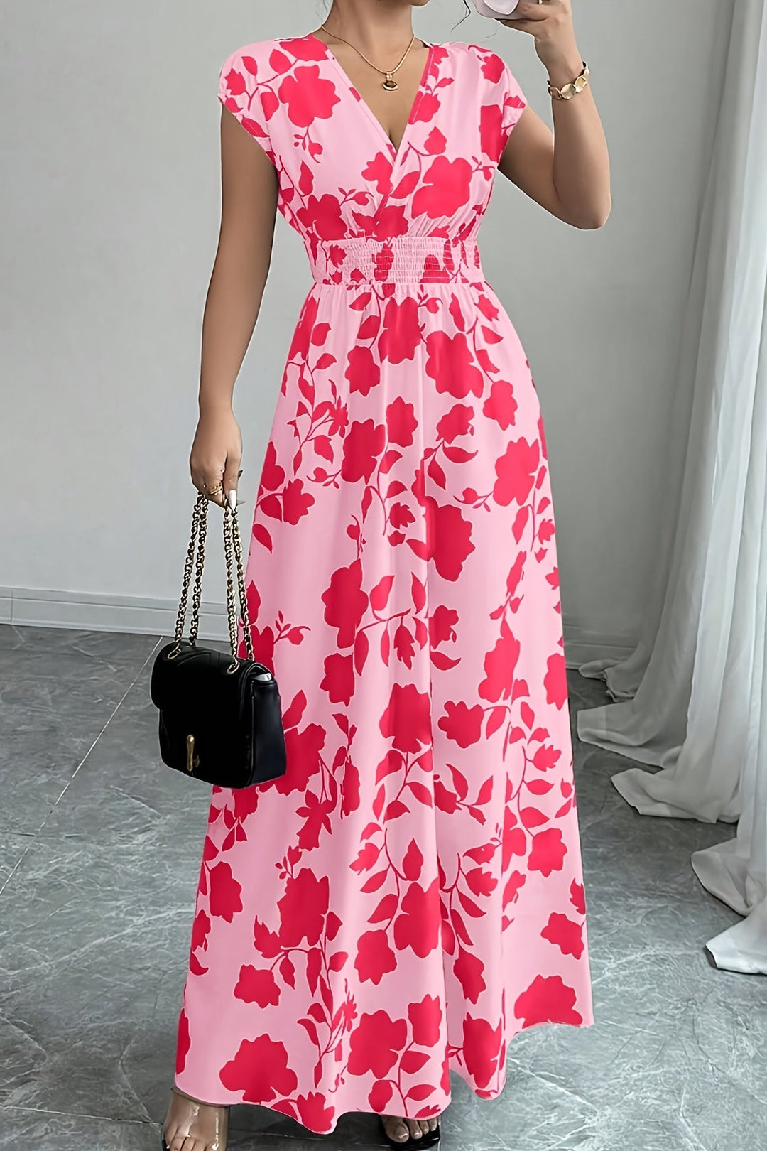 Cinched Waist Floral Maxi Dress with V Neck and Short Sleeves