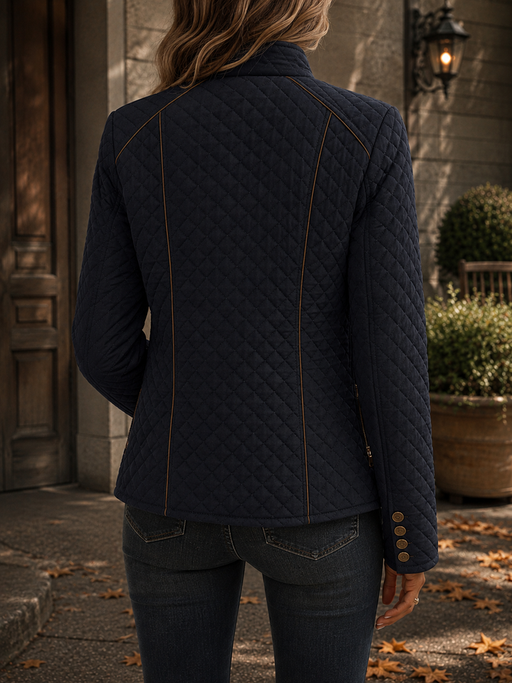 Quilted jacket detail - Elma Boutique
