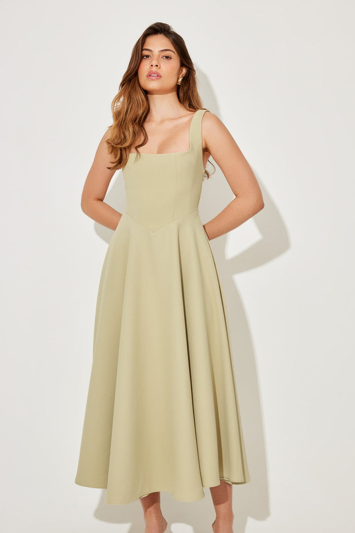 Timeless Flowy Midi Dress detail view