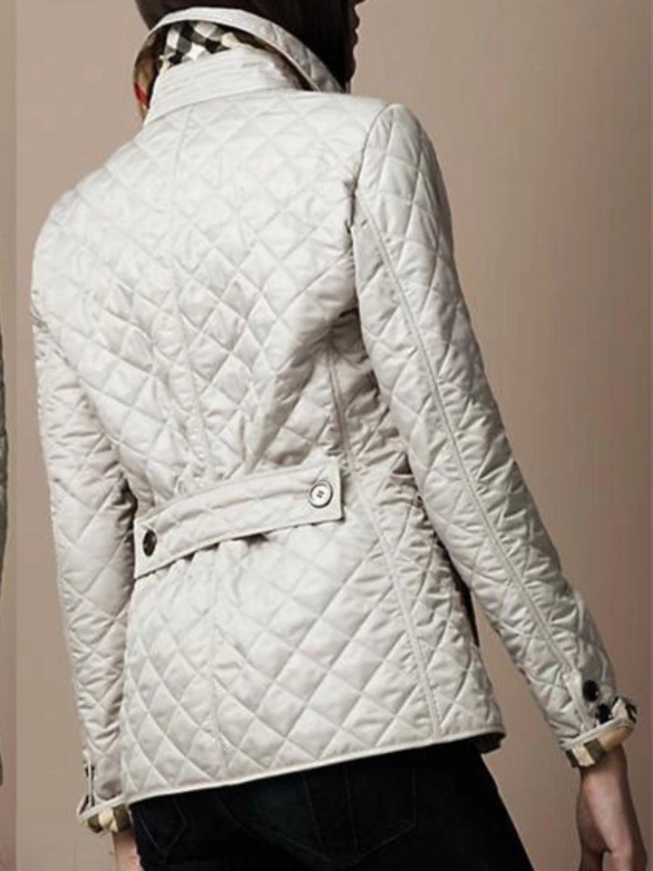 Quilted jacket detail - Elma Boutique