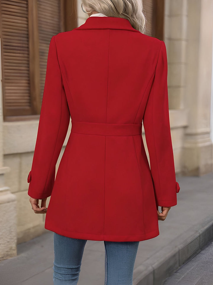 Trench coat detail - Elma Boutique
