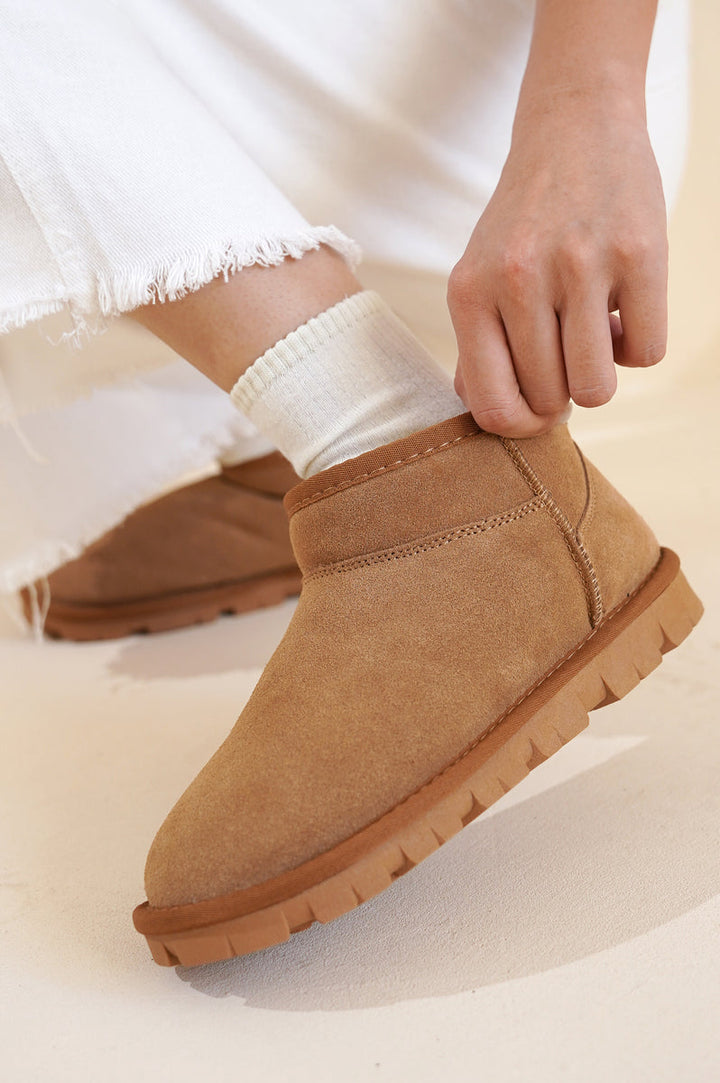 Ankle boots detail - Elma Boutique