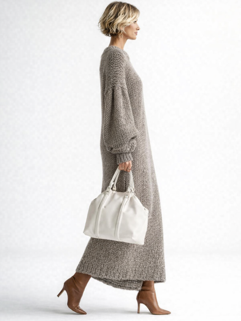 Sweater dress detail - Elma Boutique
