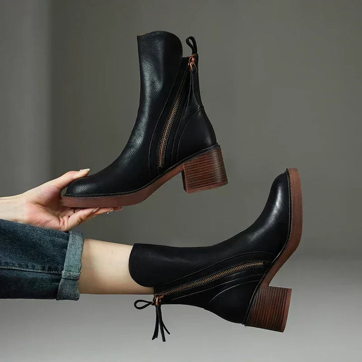 Black ankle boots - Elma Boutique