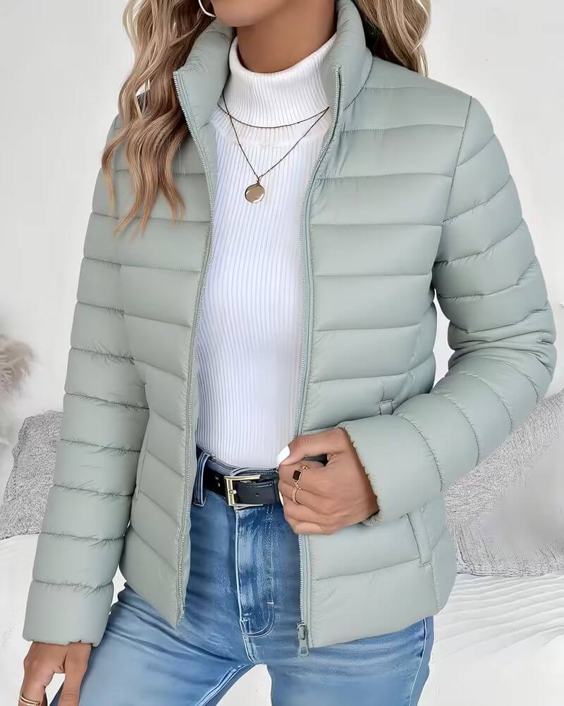 Puffer jacket detail - Elma Boutique