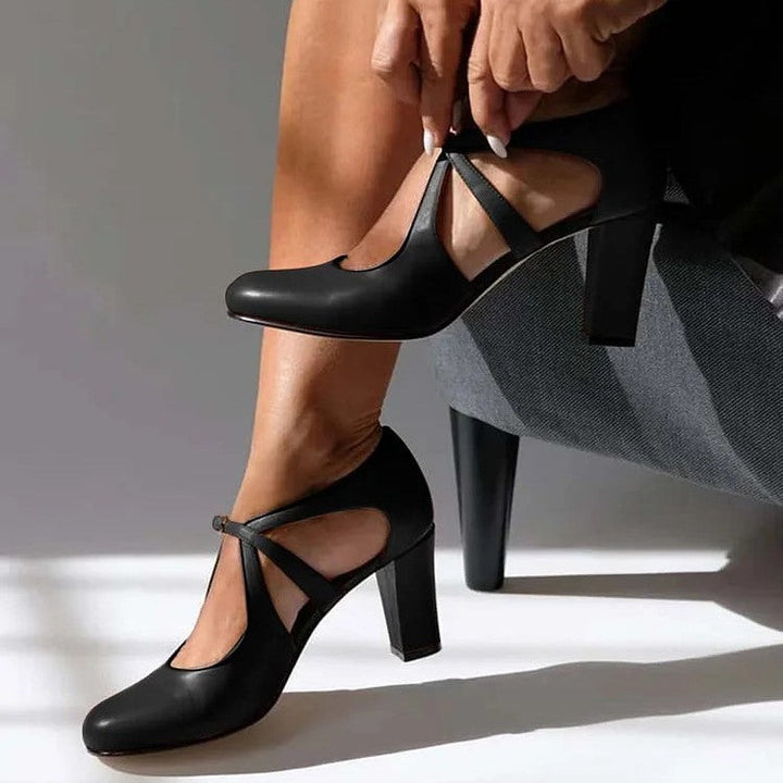 Black sandals - Elma Boutique
