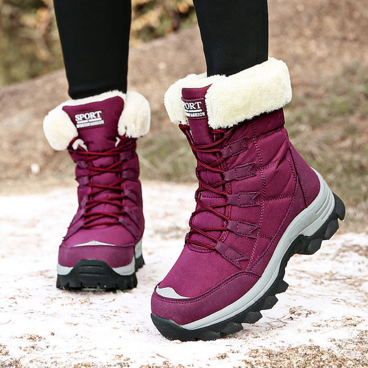 Snow boots detail - Elma Boutique