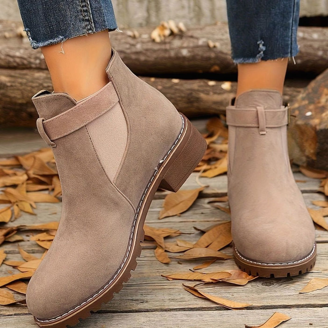 Ankle boots detail - Elma Boutique