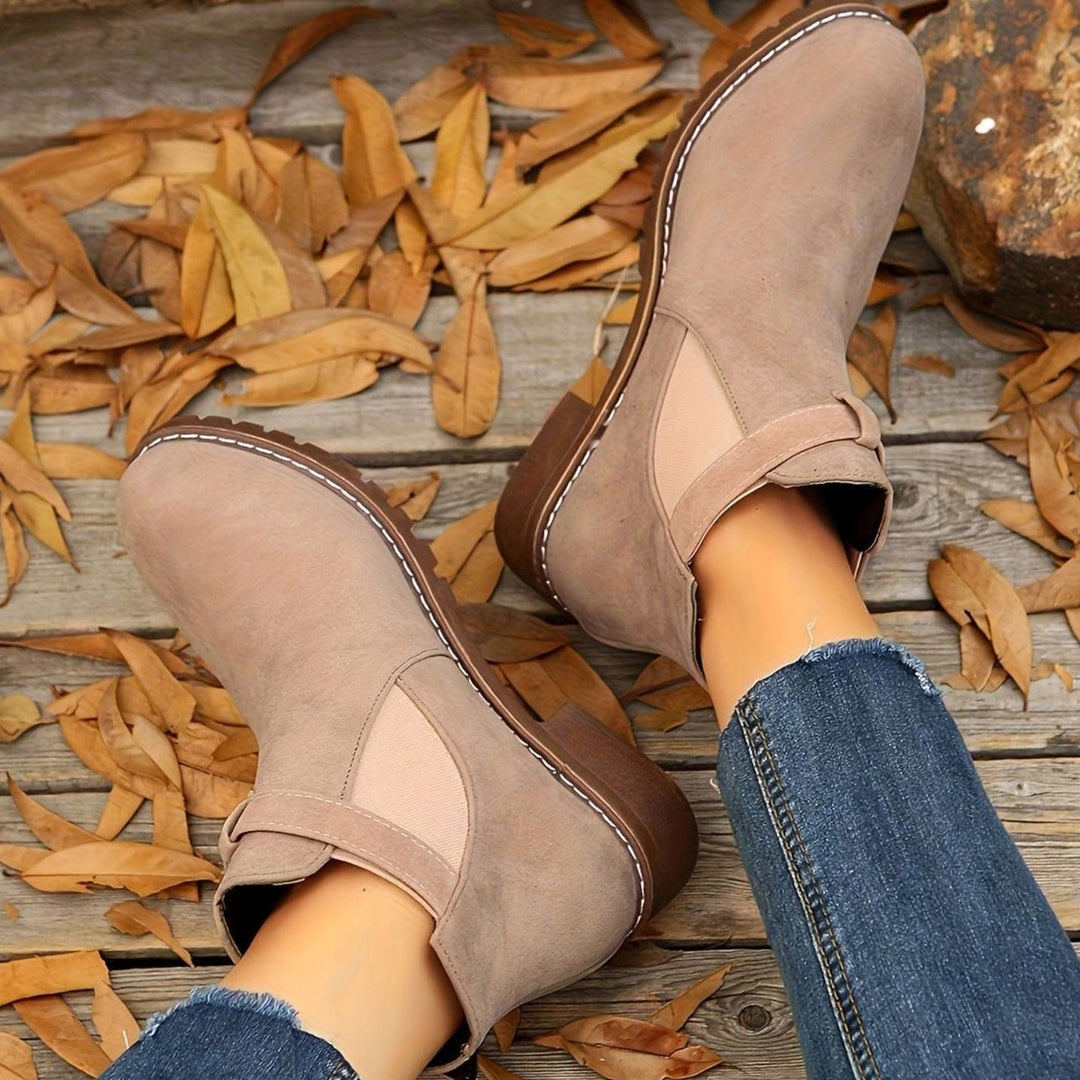 Ankle boots detail - Elma Boutique