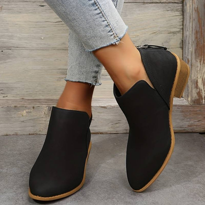 Black ankle boots - Elma Boutique
