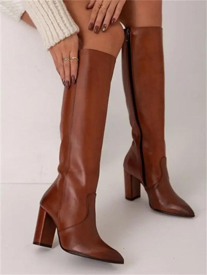 Over the knee boots detail - Elma Boutique