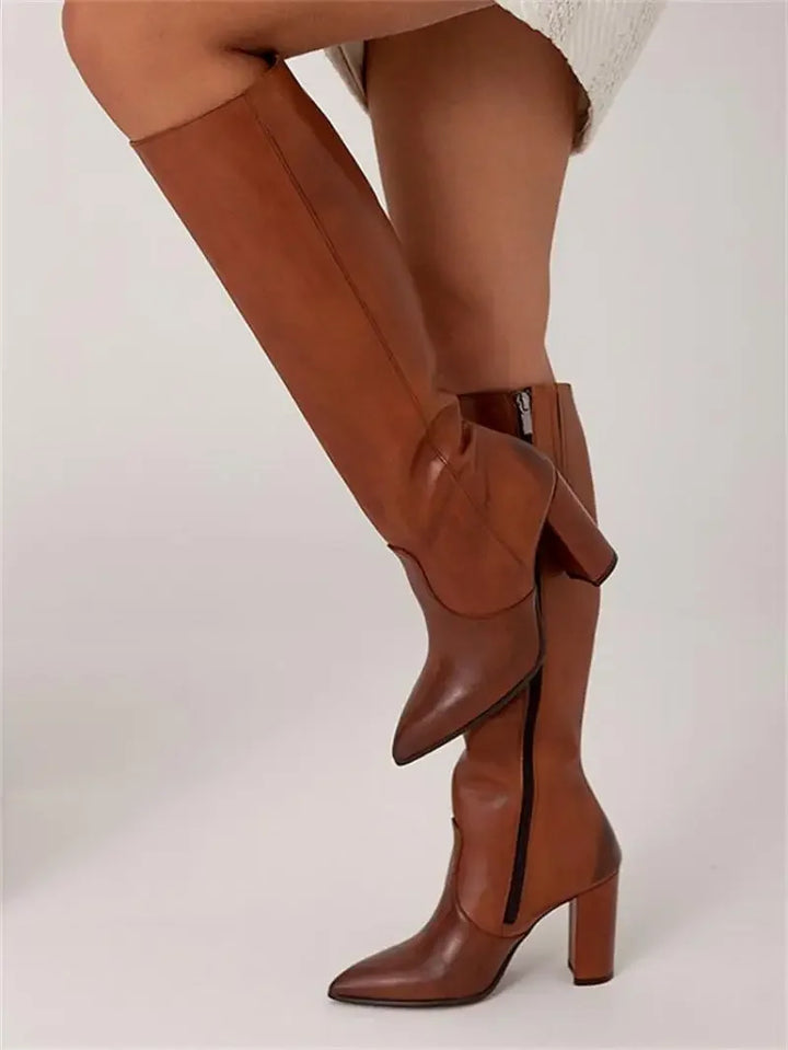Over the knee boots detail - Elma Boutique