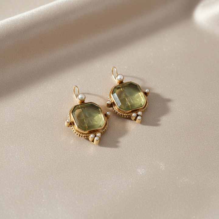 Vintage Pearl Drop Earrings