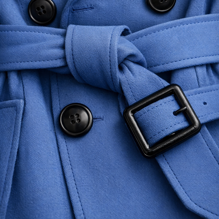 Trench coat detail - Elma Boutique