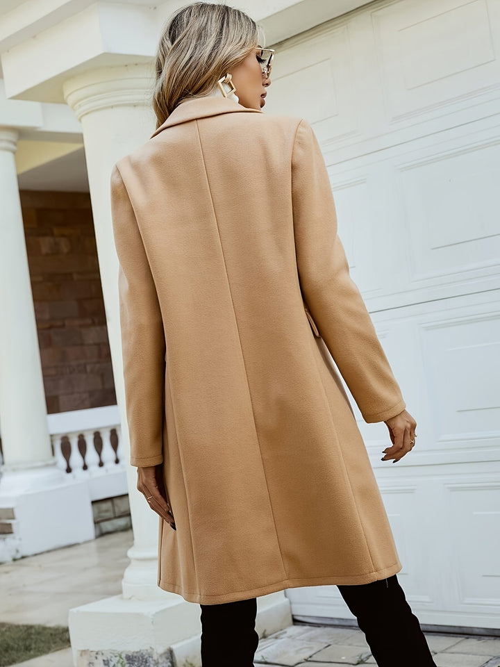 Coat detail - Elma Boutique