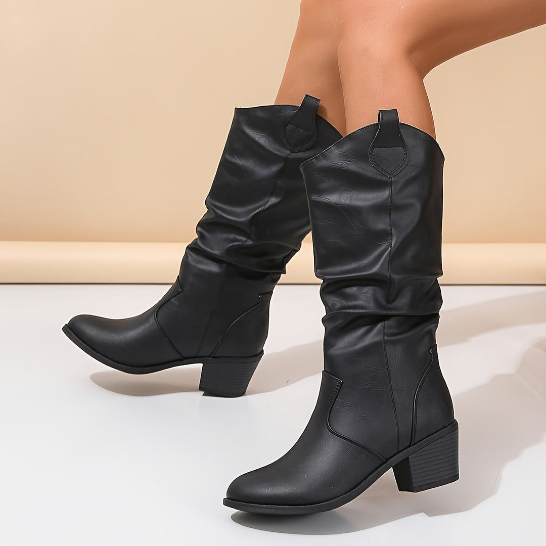 Boots detail - Elma Boutique
