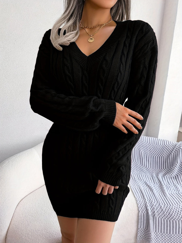Sweater dress detail - Elma Boutique