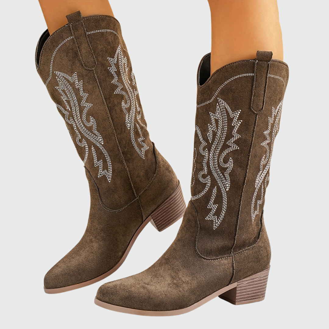 Boots detail - Elma Boutique