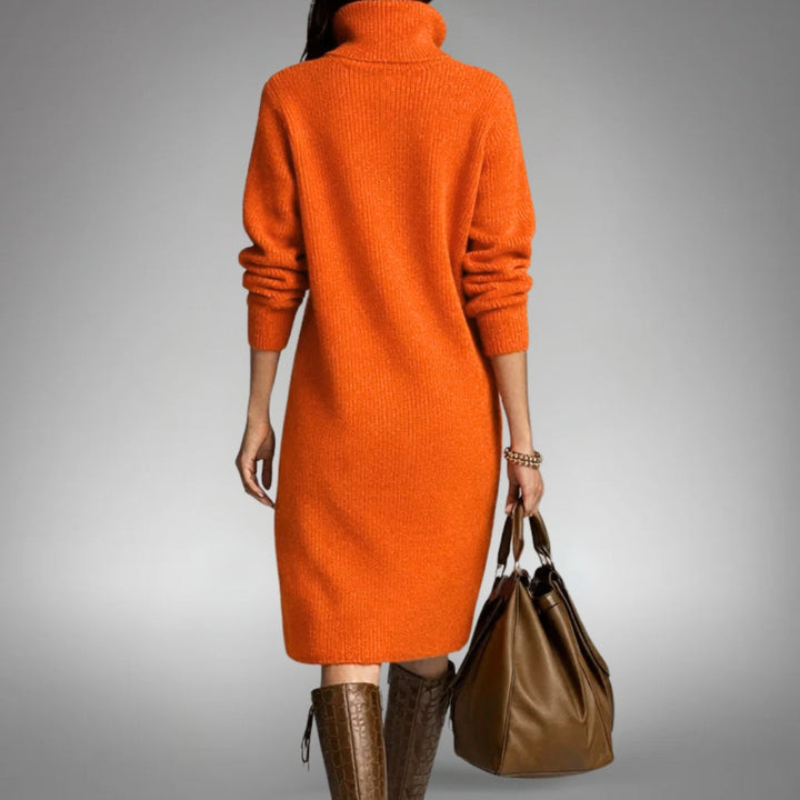 Sweater dress detail - Elma Boutique
