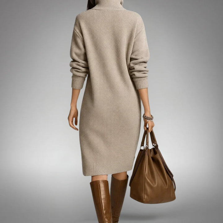 Sweater dress detail - Elma Boutique