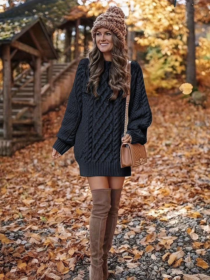 Sweater dress detail - Elma Boutique