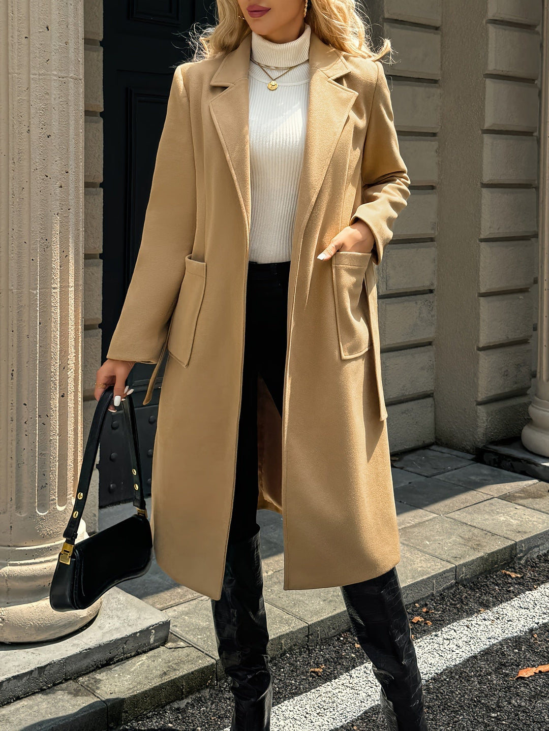Coat detail - Elma Boutique