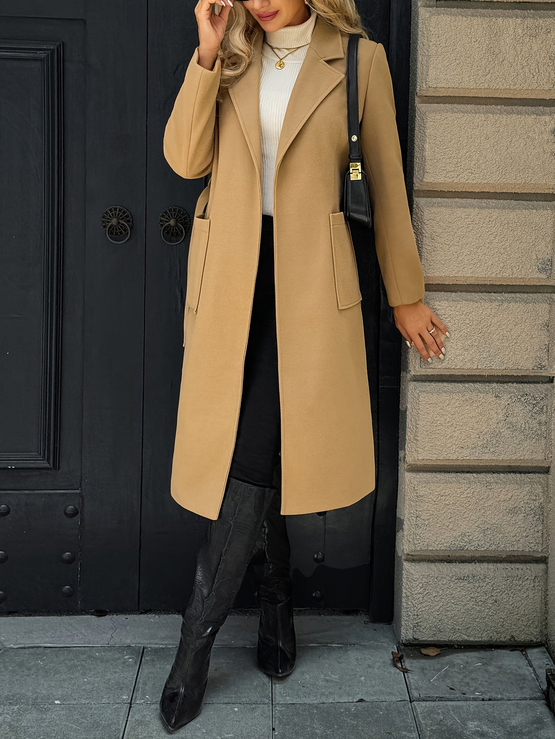 Coat detail - Elma Boutique