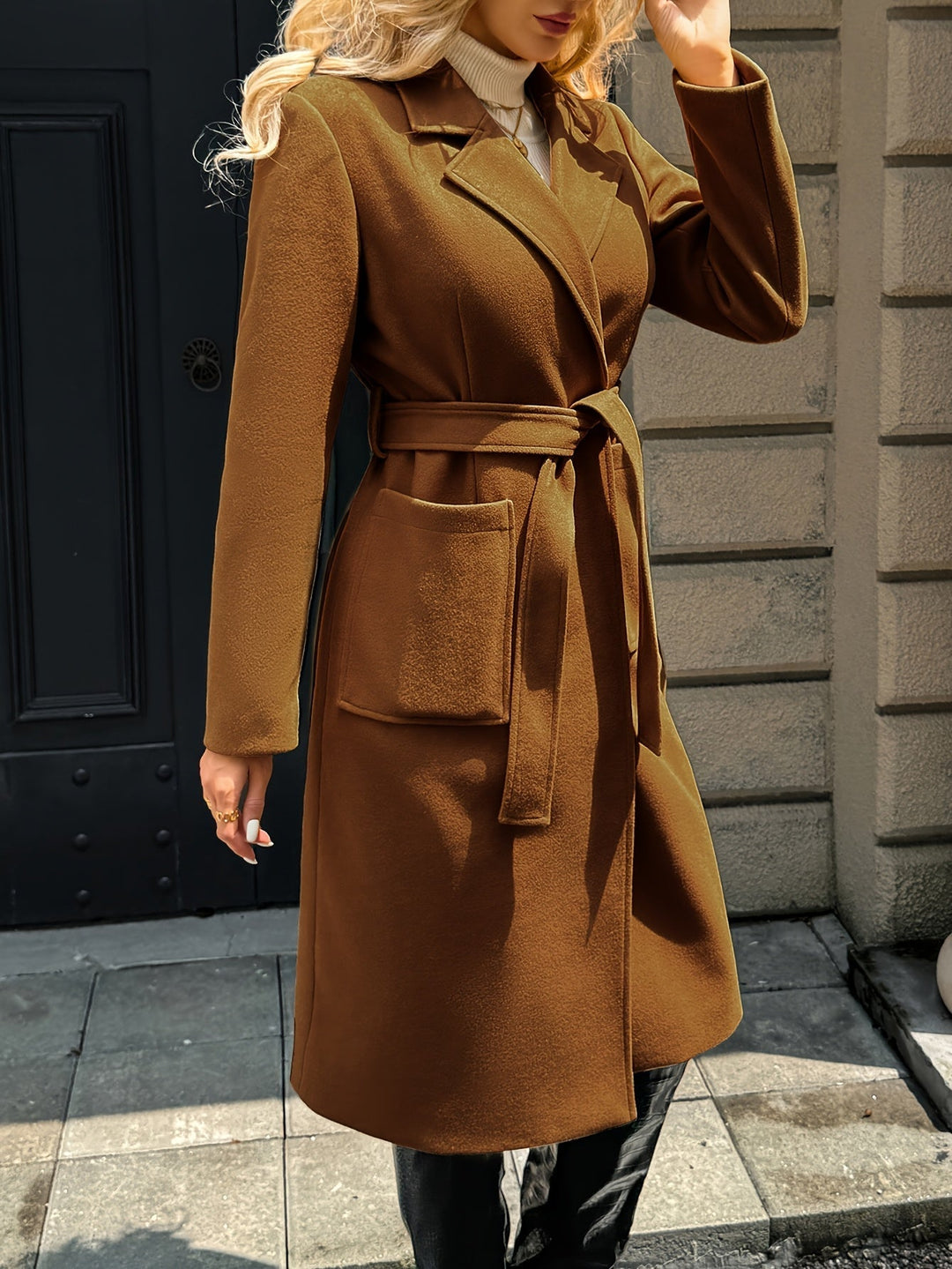 Coat detail - Elma Boutique