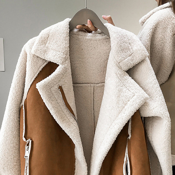 Jacket detail - Elma Boutique