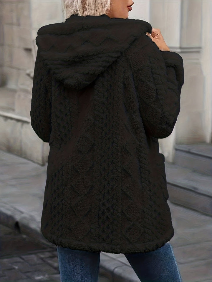 Coat detail - Elma Boutique