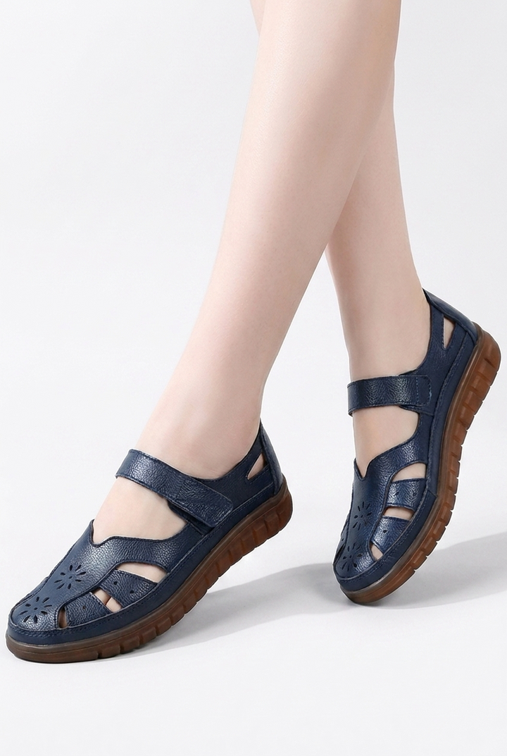 Greta - Orthopedic Leather Clogs