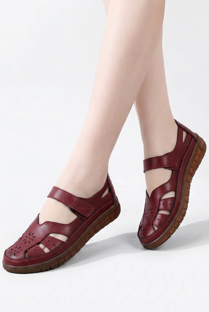 Greta - Orthopedic Leather Clogs