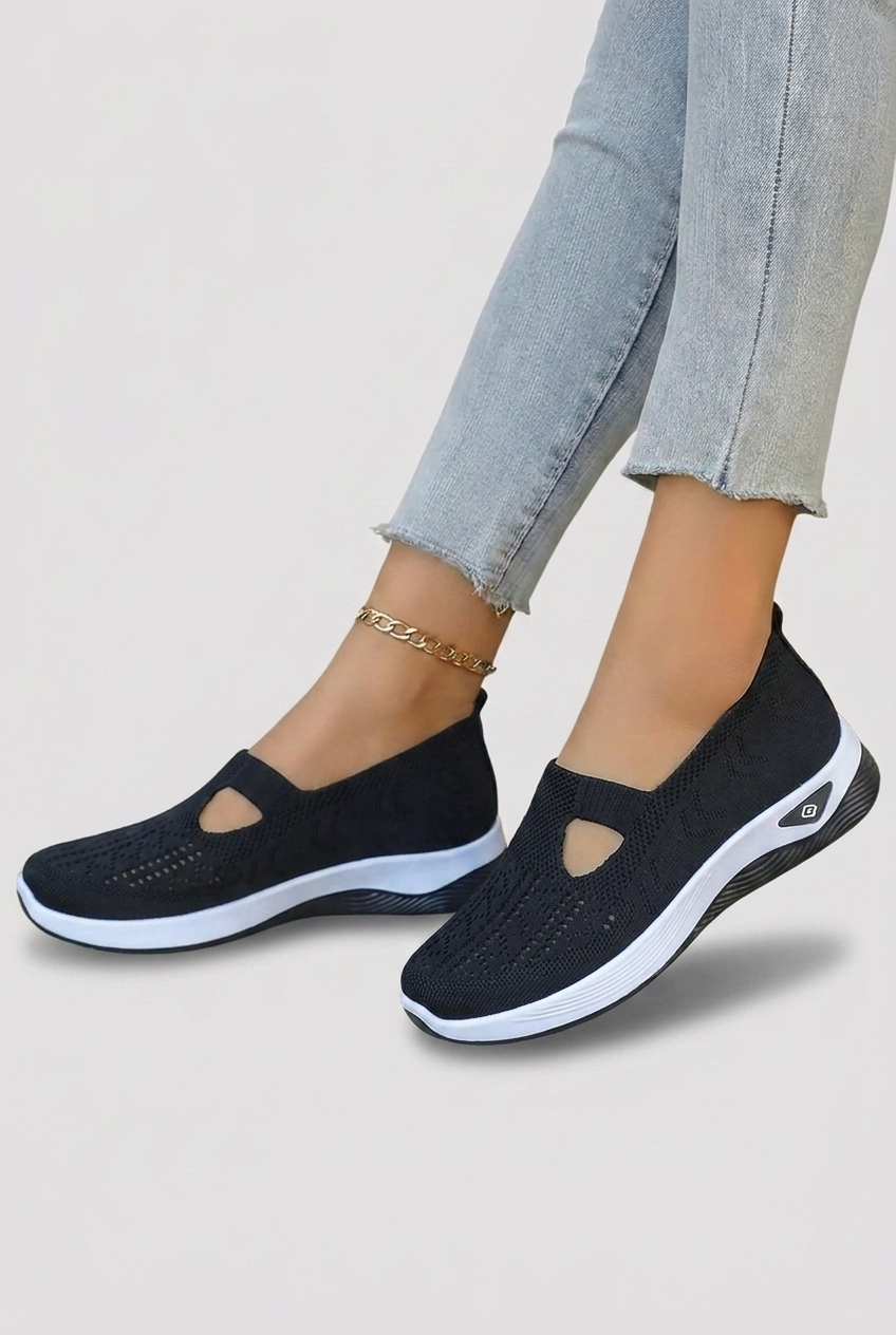 Skye - Slip On Canvas Sneakers