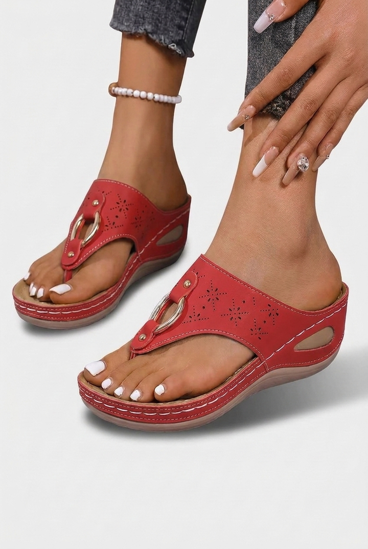 Bria - Buckle Toe Post Slides