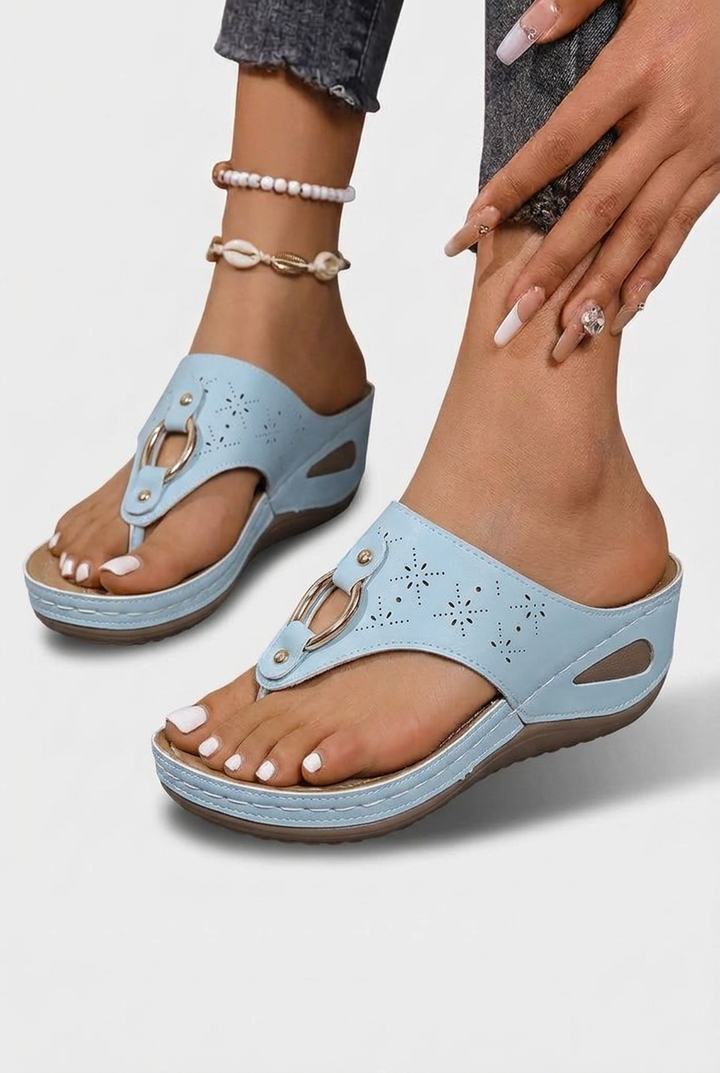 Bria - Buckle Toe Post Slides