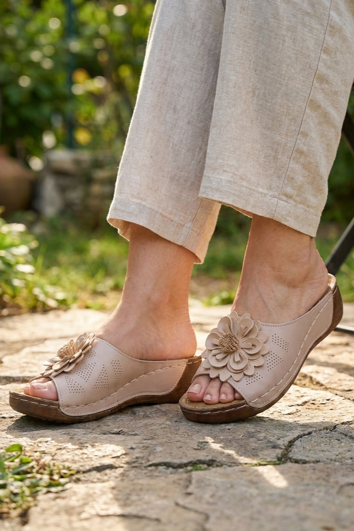 Stella - Soft Sole Platform Sandals